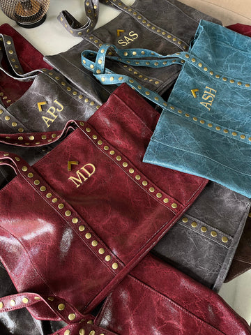 BOLSOS PERSONALIZADOS CON INICIALES BORDADAS